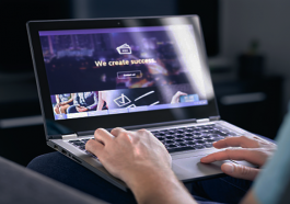 potensi-pemasaran-digital-dengan-menggunakan-laman-web